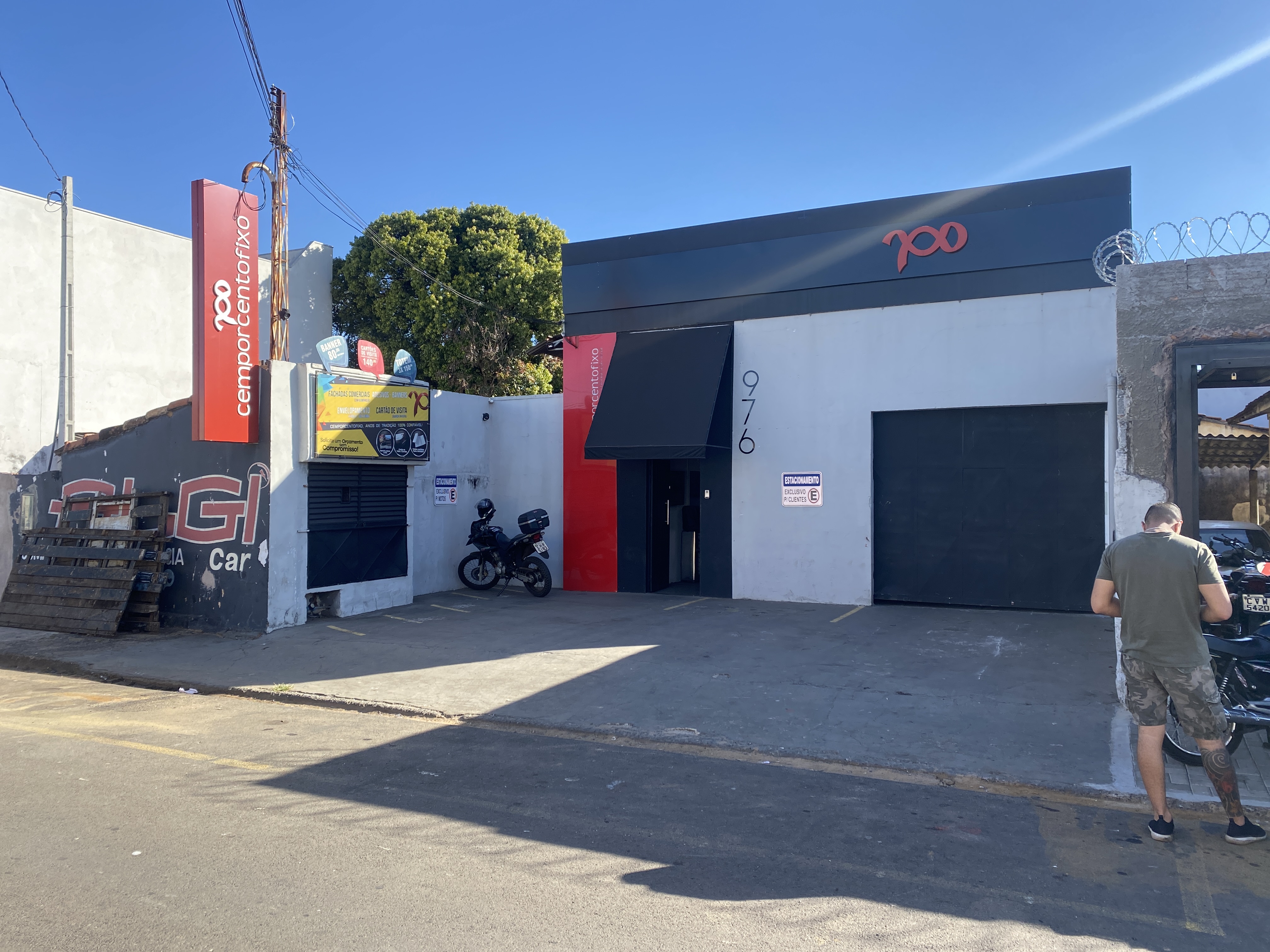 Fachada comercial em ACM – Cemporcentofixo